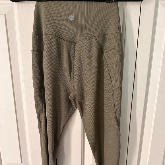 Leggings - Picture 3 of 4